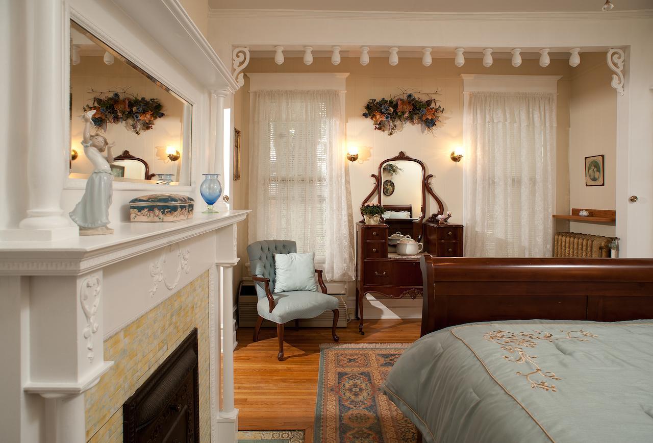 The Historic Morris Harvey House Bed and Breakfast Fayetteville Habitación foto